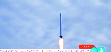 طهران تعلن إطلاق قمر اصطناعي عسكري