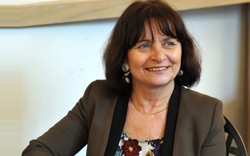 پڕۆفیسۆر نادیە ئۆربیناتی بۆ گوڵان:  هەندێ لە كۆمپانیا گەورەكان دەتوانن بڕیارەكانیان بەسەر دەوڵەتە نەتەوەییەكاندا بسەپێنن