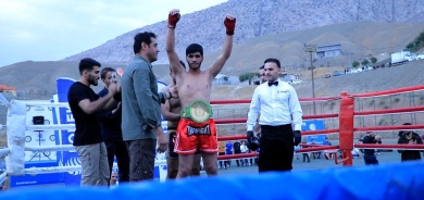 پاڵەوانێك لەیاری و ئەنجام و دەركەوتنی جیاواز