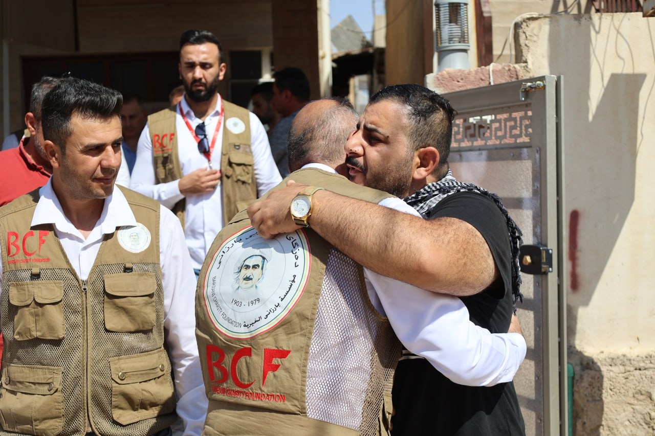 دەزگای خێرخوازیی بارزانی چۆن بە هانای لێقەوماوانی كارەساتەكەی حەمدانیە هات؟