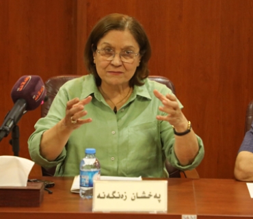 پەخشان زەنگەنە  سیاسەتمەدار و سەرۆكی پێشووی ئەنجومەنی خانمانی كوردستان بۆ گوڵان:     لە مێژووی نزیكی بزووتنەوەی ڕزگاریخوازیی كوردستاندا، بڕیاری ئەنجامدانی ڕیفراندۆم، بوێرترین و ڕەواترین پرۆسەیە كە خەڵكی كوردستان ئەنجامی داوە