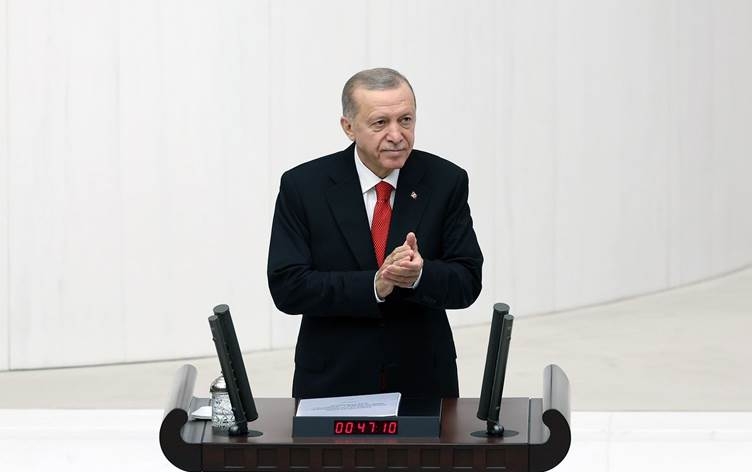 Erdogan qonaxeke nû derbarê destûra Tirkiyeyê da destpêkirin