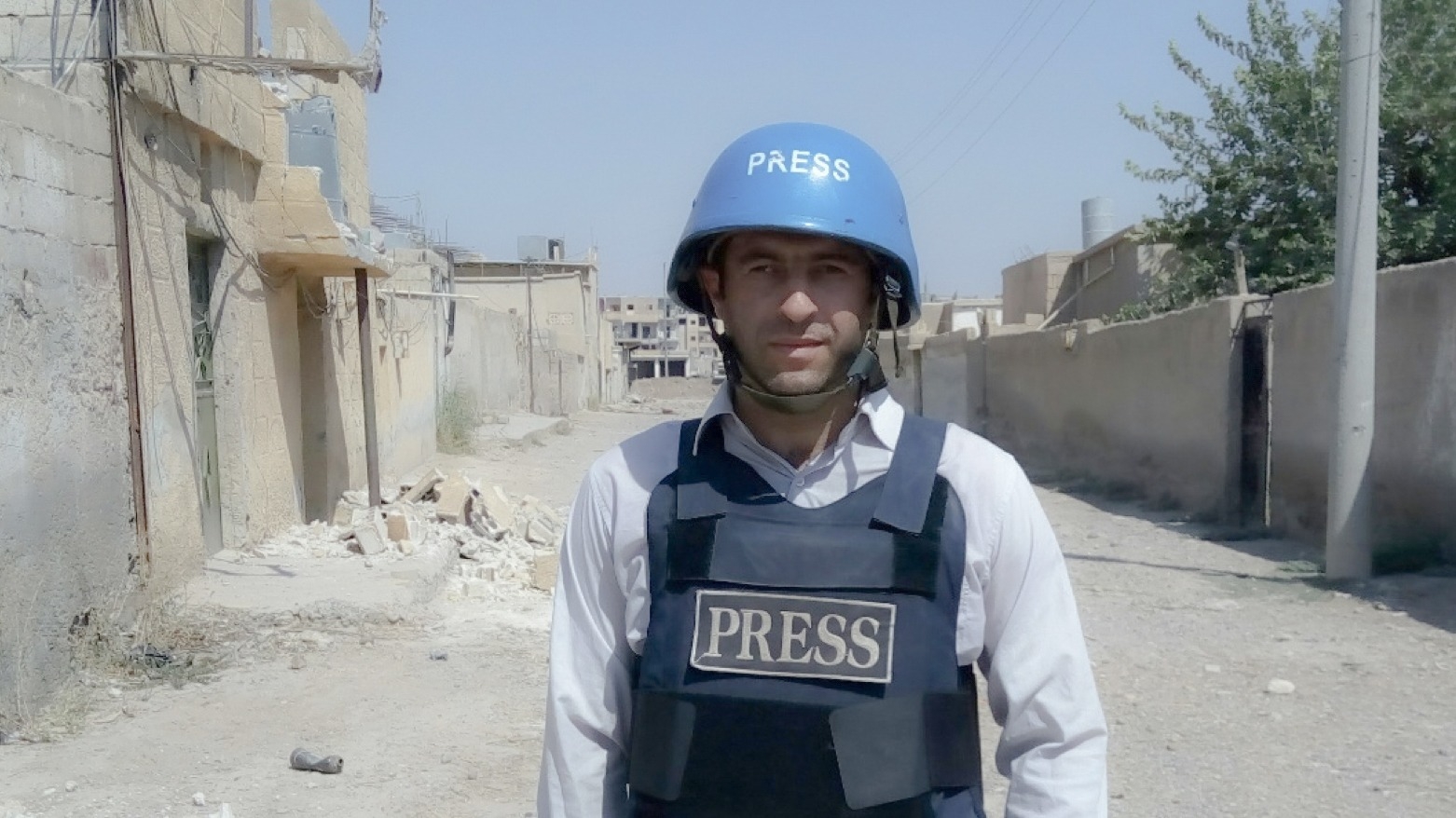 Rojnamevanê Kurd Hîşam Erefat xelata rojnamevaniyê ya navdewletî ya “Reuter's” wergirt