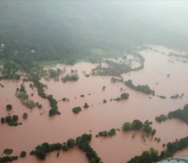 بەهۆی لافاو لە هیندستان٣٠ کەس بێسەروشوێن بوون کە ٢٣ کەسیان سەربازن