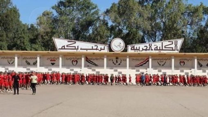 Sûriye – Di êrîşeke esmanî ya li ser kolejekî leşkerî de 100 kes hatin kuştin