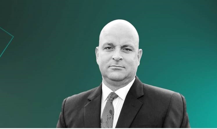 من يشفي العراق من المرض الهولندي؟