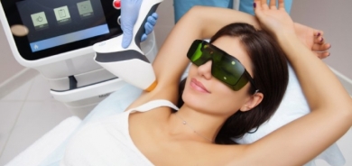 هل تسبب إزالة الشعر بالليزر مشكلة التعرق الزائد؟