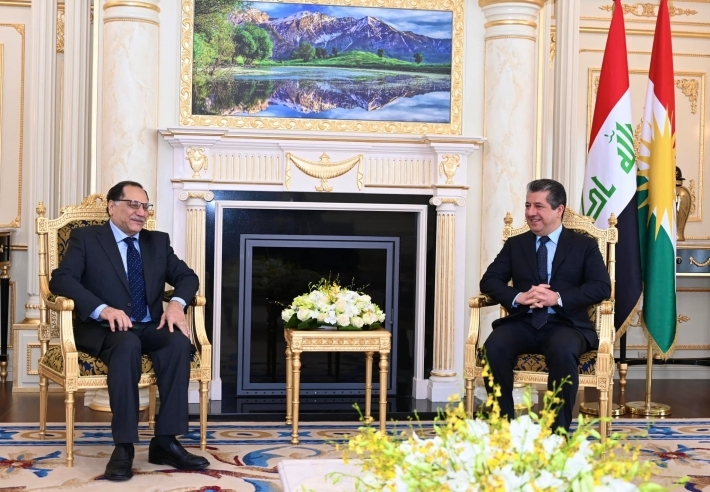 مسرور بارزاني: نجدد التزامنا بحل القضايا الخلافية في إطار الدستور والاتفاقات والمنهاج الوزاري للحكومة الاتحادية