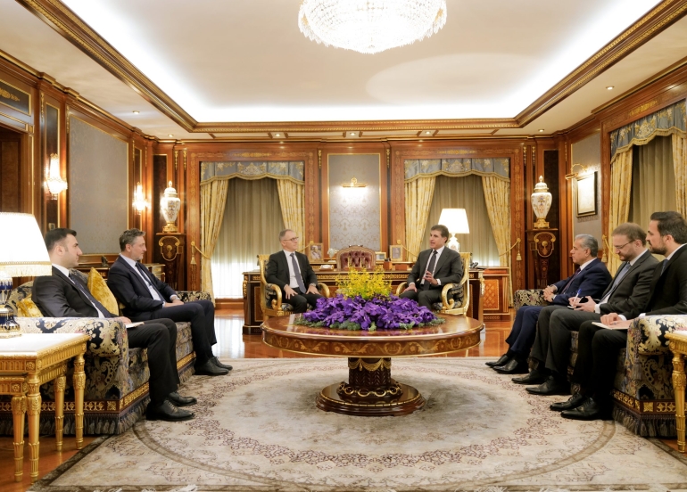 سه‌رۆكی هه‌رێمی كوردستان ، نێچیرڤان بارزانی پێشوازی لە باڵیۆزی ئیتاڵیا دەكات