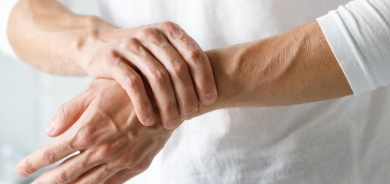 بكتيريا معوية تحفز التهاب المفاصل الروماتويدي قبل ظهور أعراضه