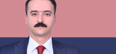 ئاراس جەواد مەلەكشاهی  نووسەرو كەسایەتیی كوردی فەیلی بۆ گوڵان:     كوردانی فەیلی  مەلا مستەفا بارزانی بە باوكی ڕۆحی و ناسنامەی گەلی كوردستان دادەنێن