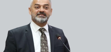 بە ئایەتی قورئان دەوڵەتی سەربەخۆ مافی خۆمانە     خۆشەویستیی نەتەوە و نیشتمانیش پەیامی خودایە و دەبێت جێبەجێ بكرێت   