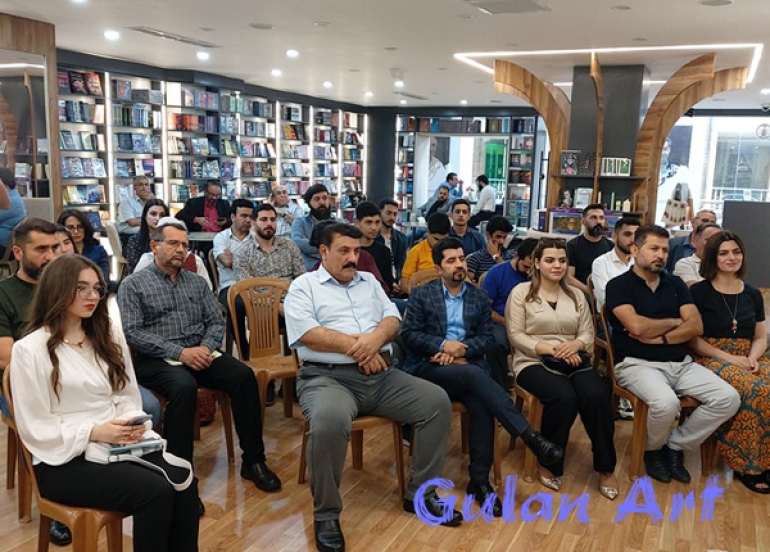 نووسەر و شێوەكار حەمە هاشم كتێبی(میكلانجلۆ)ی بڵاوكردەوە