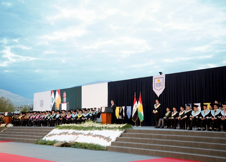 سه‌رۆك نێچیرڤان بارزانی بۆ ده‌رچووانی زانكۆ: داهاتووی وڵات له‌ ده‌ست و ئه‌ستۆی ئێوه‌دایه‌