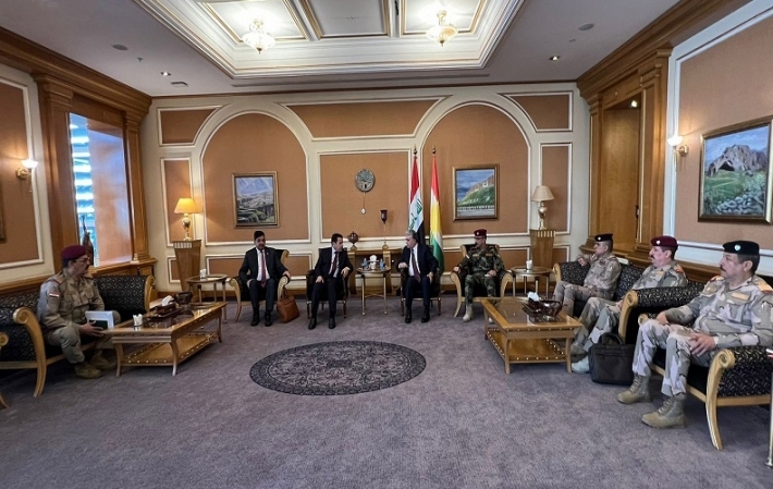 أربيل.. وزير داخلية إقليم كوردستان يجتمع بمستشار الامن القومي العراقي بحضور قادة من البيشمركة والجيش