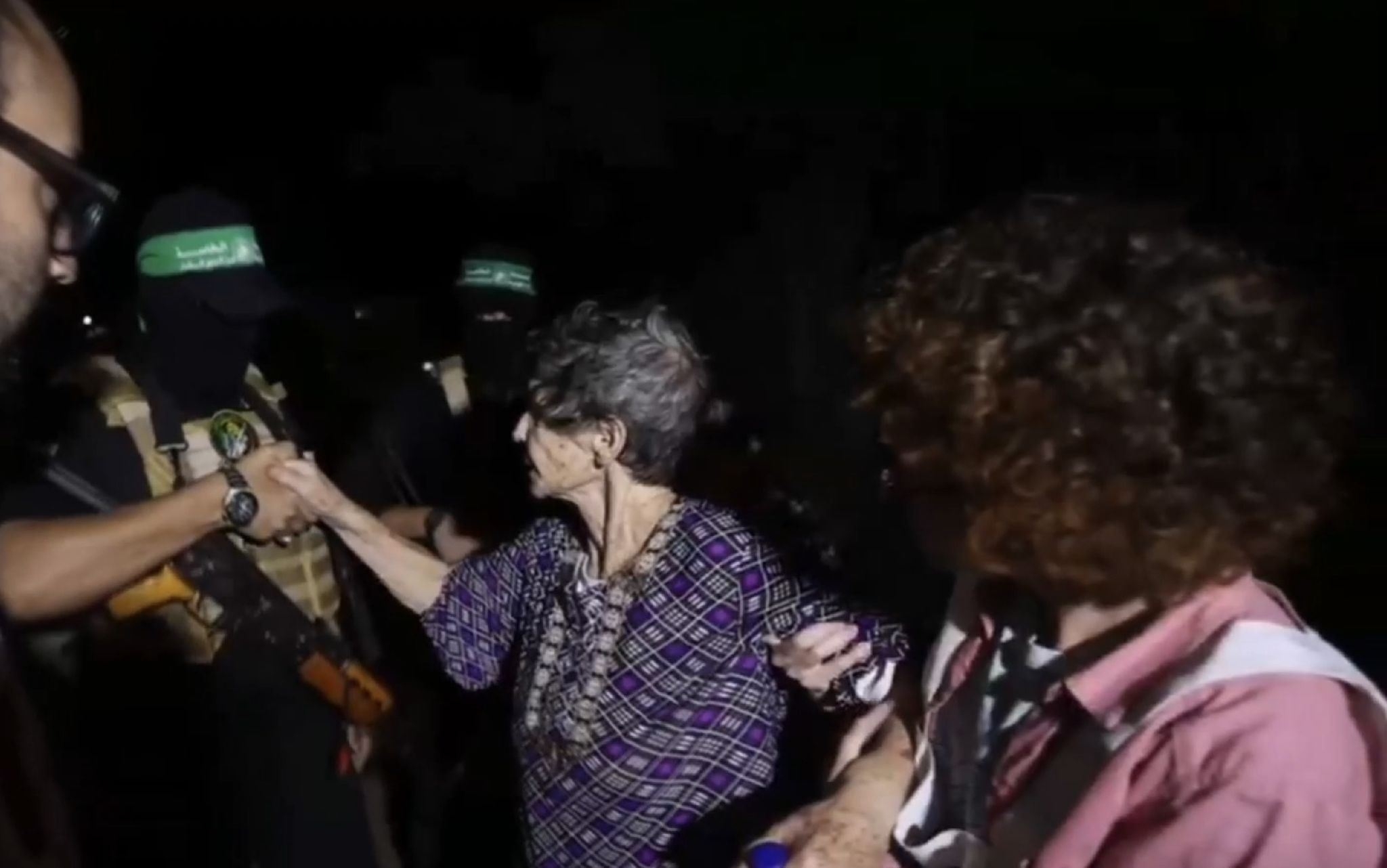 Jina Îsraîlî ya ku ji aliyê Hemasê ve hat berdan axivî: 'Min dojehê bi çavên xwe dît'