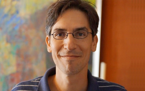 پڕۆفیسۆری نێد لازارۆس بۆ گوڵان:     پرسیارێكی زۆر ئازاربەخشە كە بۆچی حەماس هێرشی لەم شێوەیەی ئەنجام دا؟