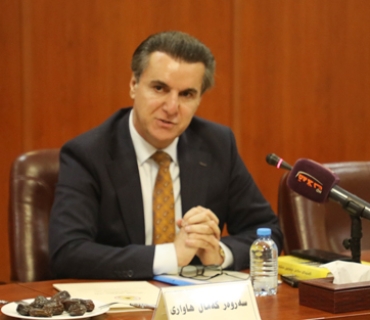 سەروەر كەمال هاواری  بریكاری وەزارەتی بازرگانی و پیشەسازیی حكومەتی هەرێمی كوردستان:     كەمینەیەكی سیاسی لە عێراقدا خواستی خۆسەپاندن و جێبەجێكردنی سەنترالیزمیان هەیە، ئەوان دەیانەوێت هەموو دەسەڵاتەكان بگوازنەوە بۆ ناوەند و هەرێمی كوردستان لە مافە دەستووری