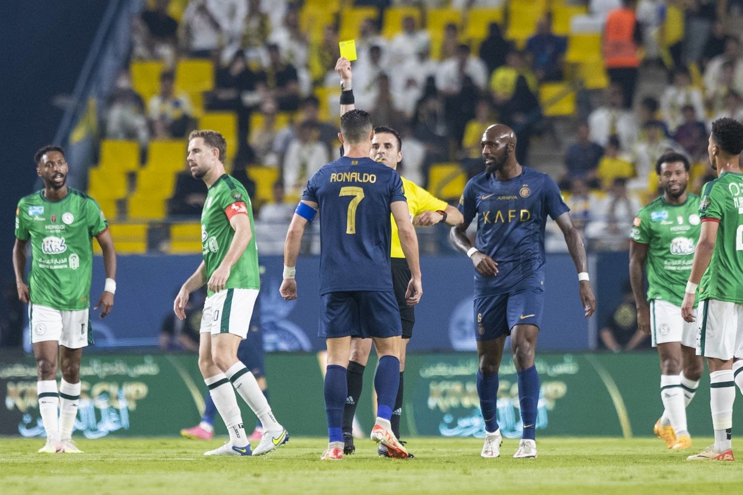 «خصومة» رونالدو وهندرسون تعود للواجهة عبر «الدوري السعودي»