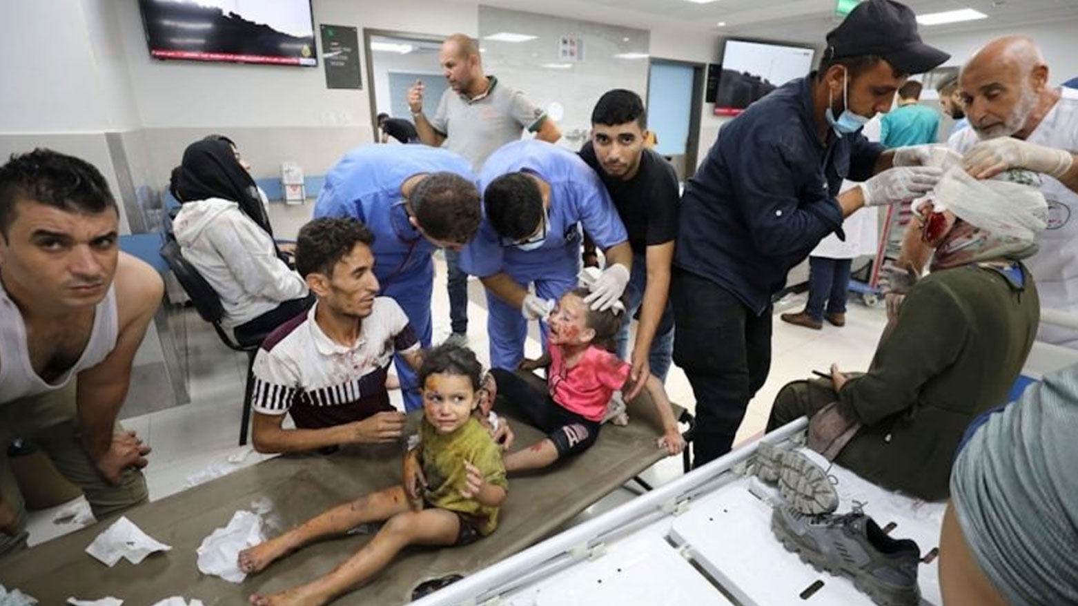 Bijîşkên Sînornenas : Li Kerta Xezzeyê zêdetir ji 20 hezar birîndar hene