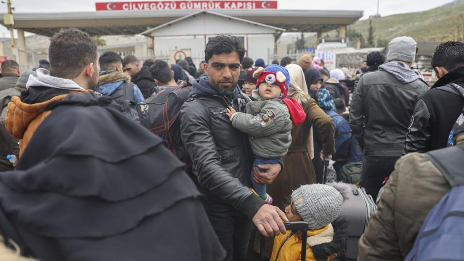 Yerlîkaya: 238 hezar Sûrî bûne welatiyên Tirkiyeyê