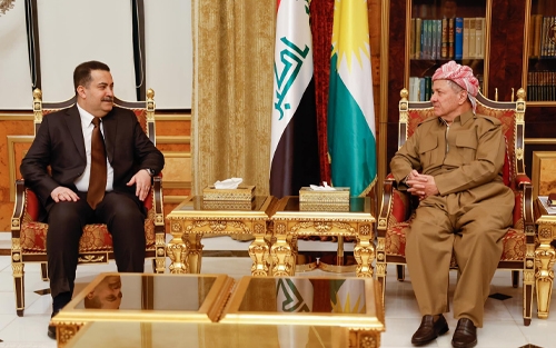 سەرۆک بارزانی پێشوازی لە سەرۆکوەزیرانی عێراقی فیدڕاڵ دەکات