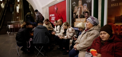 إطلاق الصواريخ على العاصمة وشرق وجنوب أوكرانيا والسكان يبحثون عن ملاجئ