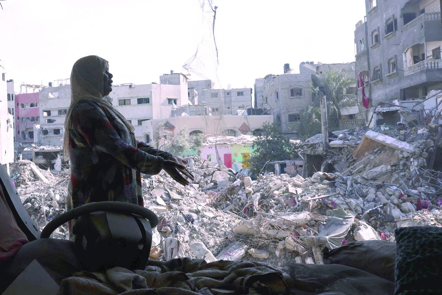 إسرائيل توسّع توغلها وكارثة المستشفيات تتفاقم