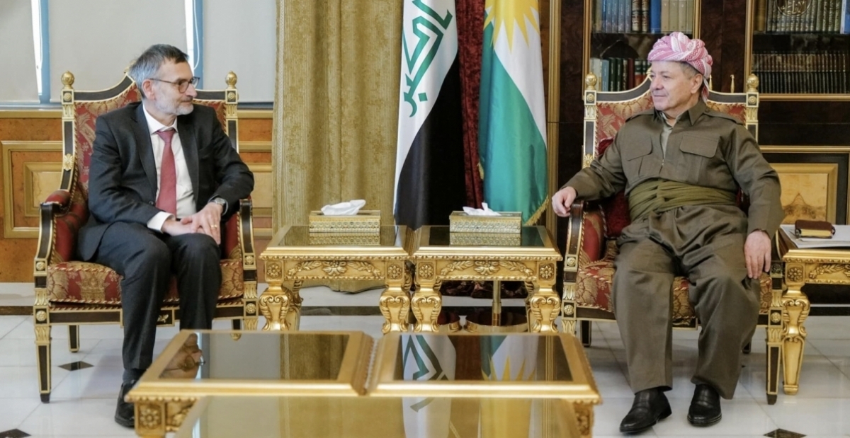 Kurdish Leader Masoud Barzani Meets with UN Official to Discuss Iraq's Future Stability