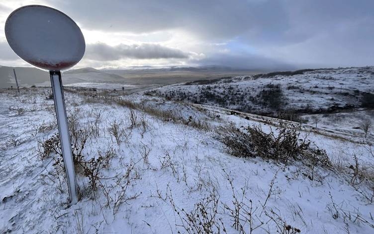 Li Qers, Erzirom û Erdexanê berf bariya