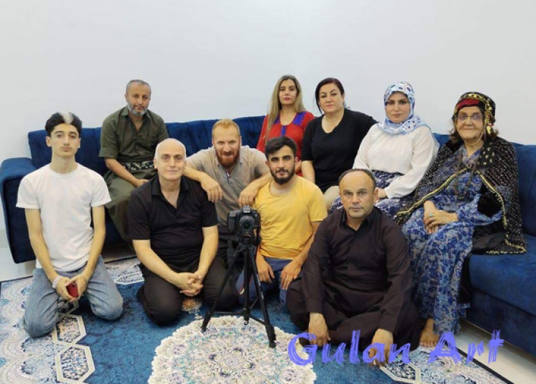 بەمزووانە..گروپی هونەری خێزان فیلمی (ئیفی كەیفی) نمایش دەكات