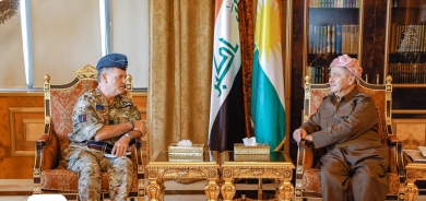 الرئيس بارزاني يستقبلُ المارشال سامي سيمبسن