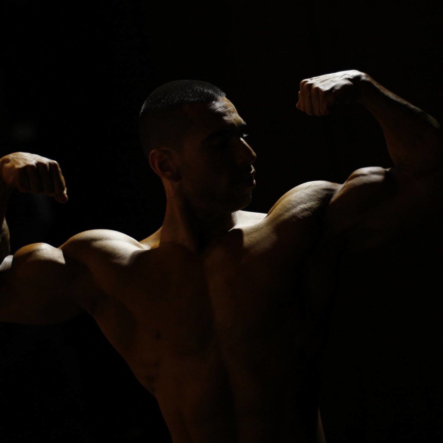 9 علامات تدل على خلل بالهرمونات عند الرجال