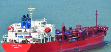 قرصنة في خليج عدن... وقصف على مطار دمشق