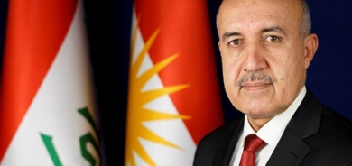 كەمال محەمەد ساڵح  وەزیری سامانە سرووشتییەكان بۆ گوڵان:     گرێبەستەكانی هەرێمی كوردستان گرێبەستی دەستووری و یاسایین، چونكە كوردستان هەرێمێكی دەستوورییە و یاسای نەوت و غازی خۆی هەیە