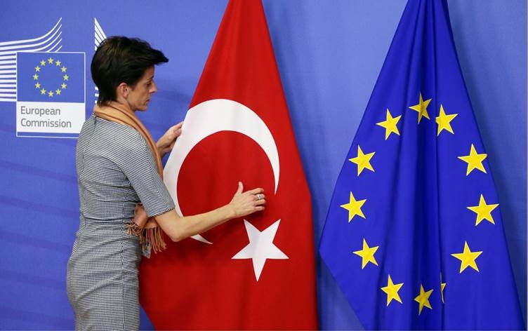 Yekîtiya Ewropayê ji bo Tirkiyeyê daxwaza diyalogeke nû dike