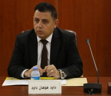 داود هوهان داود  سەرۆكی لێژنەی كارگێڕیی نەتەوەی ئەرمەن لە ئیدارەی سەربەخۆی زاخۆ:     ئێمە 400 ساڵە لە عێراق دەژین، حیسابی هاووڵاتیمان بۆ ناكەن، بەڵام تەنیا 100 ساڵە لە كوردستان دەژین كورسییەكی كۆتامان لە پەرلەمانی كوردستان هەیە   