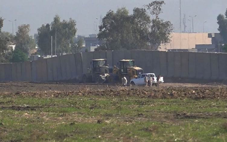 توسيع المعسكرات على حساب اراضي الكورد والتركمان في كركوك