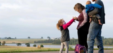 دراسة: الإنجاب يطيل العمر