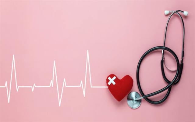 دوو خوشكی كارامە و دەستڕەنگین