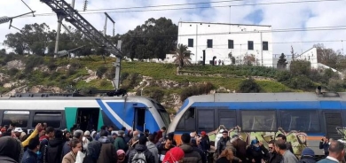 بەهۆی پێکدادانی دوو شەمەندەفەری میترۆ لە چین ٥١٥ کەس بریندار بوون.