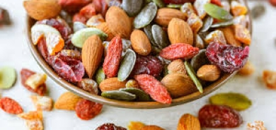 * هل يتسبب تناول المكسرات بزيادة في الوزن؟