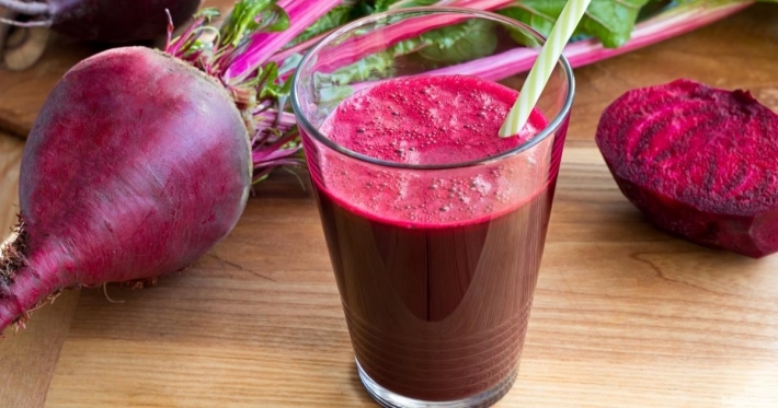 منها مكافحة الالتهابات.. 7 فوائد مذهلة لتناول عصير الشمندر