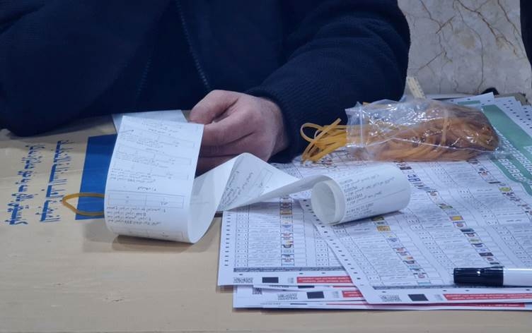 Hilbijartinên Îraq û hinek bajarên Başûrê Kurdistanê: Rêjeya beşdarbûnê ji sedî 67 e