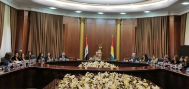 سەرۆك بارزانی لەگەڵ سكرتاریەتی یەكێتیی ئافرەتانی كوردستان كۆبوویەوە