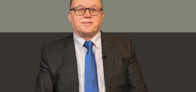 د. ئەحمەد سەفاڕ  پسپۆڕی دارایی و ئابووری بۆ گوڵان:  لە بەغدا شتێك نییە بە ناوی دەستوور و یاسا و بودجە، تەنانەت وەزارەتی دارایی حكومەتی عێراقی فیدڕاڵیش سەربەخۆیی خۆی لە دەست داوە