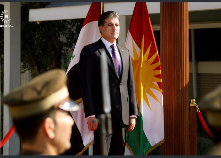 ســەرۆکی هەرێمی کوردستان :  ئاڵای کوردستان تابلۆیەکی رەنگینە بە خوێنی هەموو ئەوانەی کە کوردستان بە ماڵی خۆیان دەزانن، نەخشێنراوە