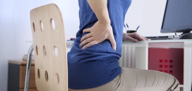 علاجات أولية وتمارين رياضية لآلام الظهر