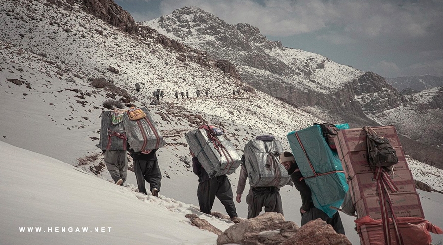 4 Kolberên Kurd birîndar bûn