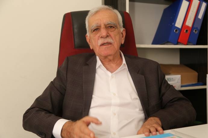 Ahmed Turk: Eger Tirkiyeyê mafên Kurdan nas kiribana dê welatekî bihêrztir ba